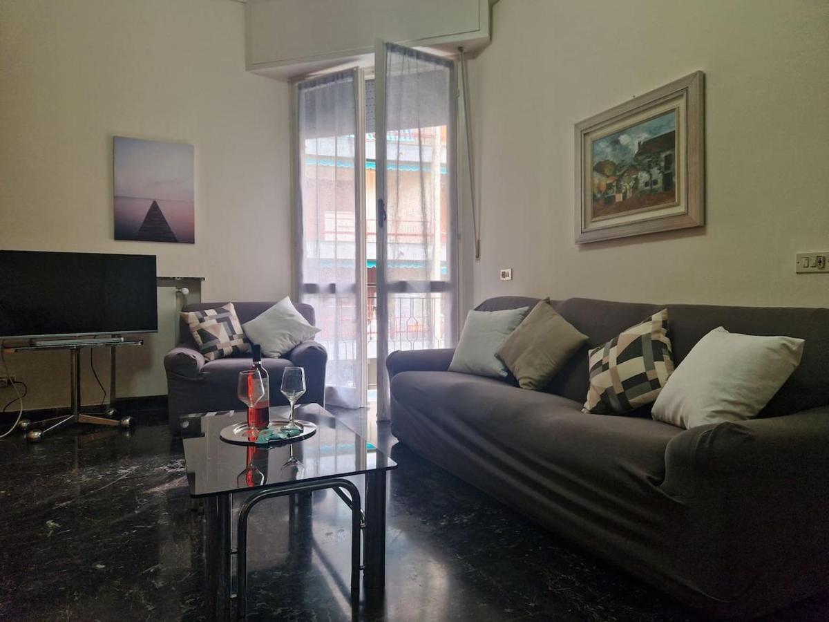 Luna Parcheggio Gratuito Appartement